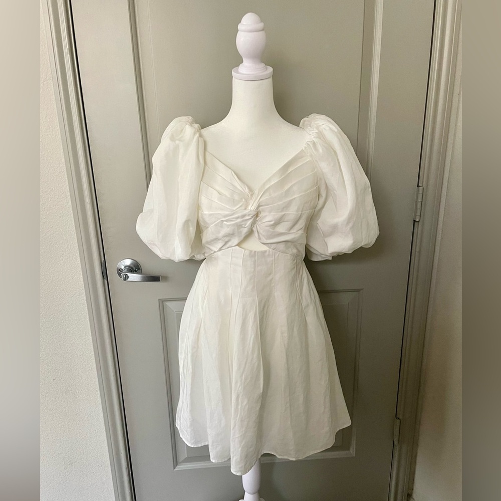 Astr White Puff Sleeve Sweetheart Mini Dress